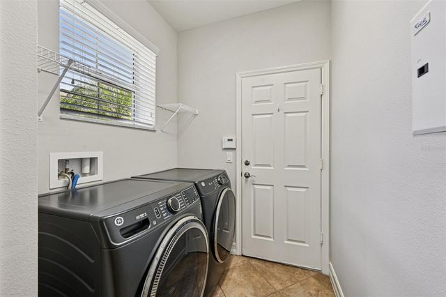 4932 MARBLE SPRINGS CIRCLE, Wimauma, FL 33598