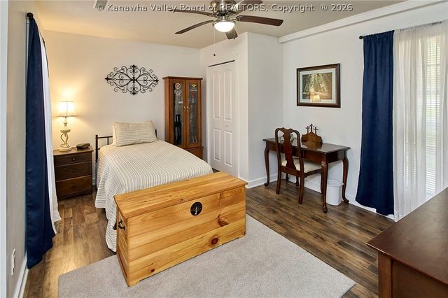 1296 3rd Avenue, East Bank, WV 25067