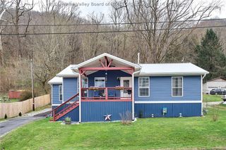 1296 3rd Avenue, East Bank, WV 25067