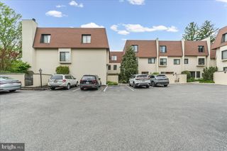 100 LLANALEW RD #3C, Haverford, PA 19041