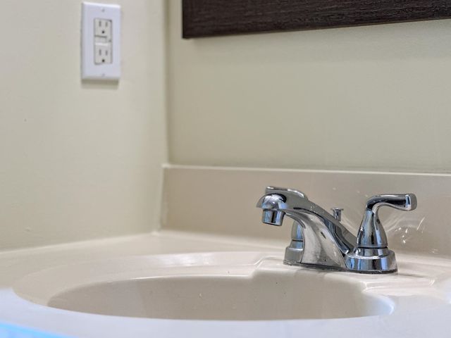 1026 COMMERCIAL CT, Harrisonburg, VA 22802