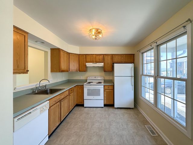 1026 COMMERCIAL CT, Harrisonburg, VA 22802