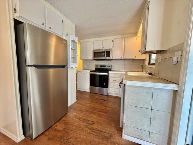 121 DOGWOOD TRAIL, Leesburg, FL 34748