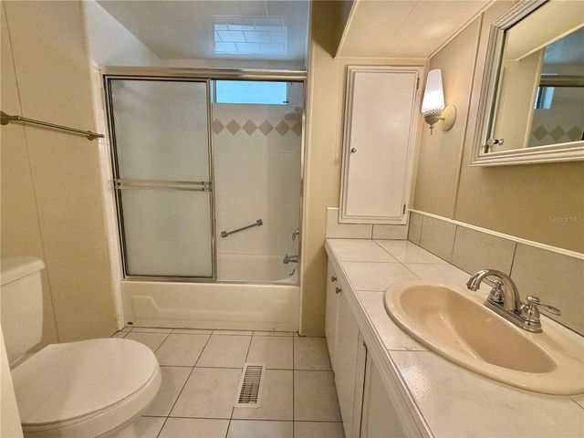 121 DOGWOOD TRAIL, Leesburg, FL 34748