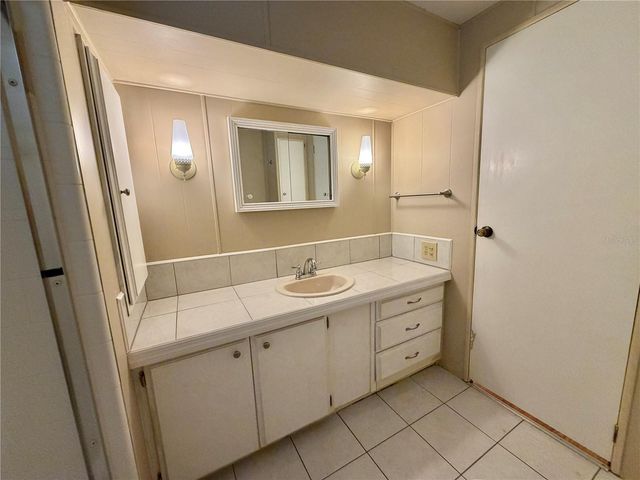 121 DOGWOOD TRAIL, Leesburg, FL 34748