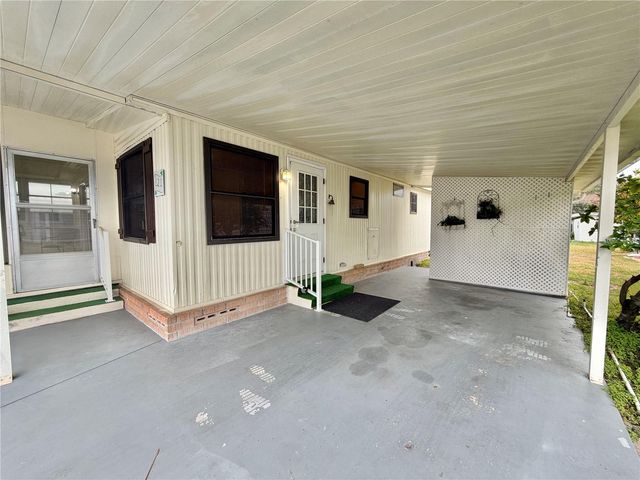 121 DOGWOOD TRAIL, Leesburg, FL 34748