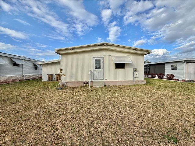 121 DOGWOOD TRAIL, Leesburg, FL 34748