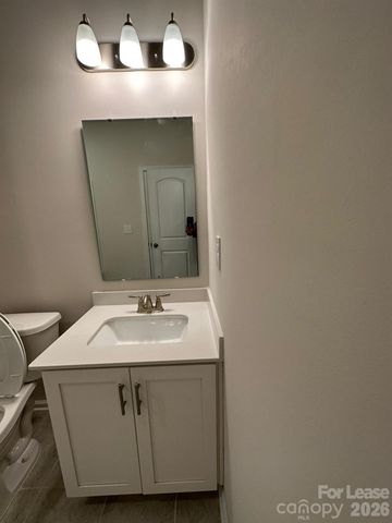 10008 Hemmingway Place, Charlotte, NC 28227