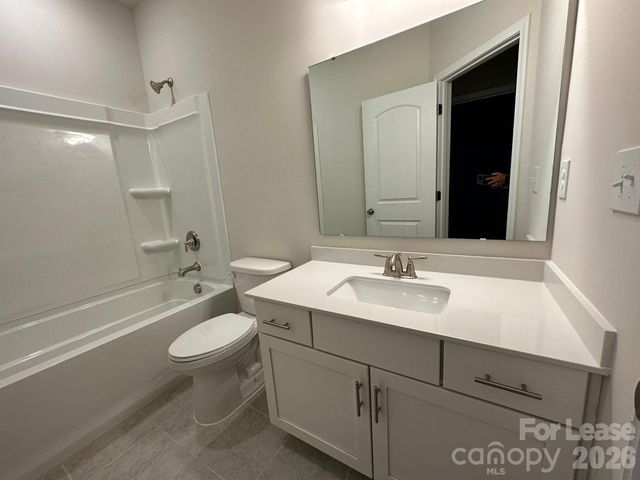 10008 Hemmingway Place, Charlotte, NC 28227
