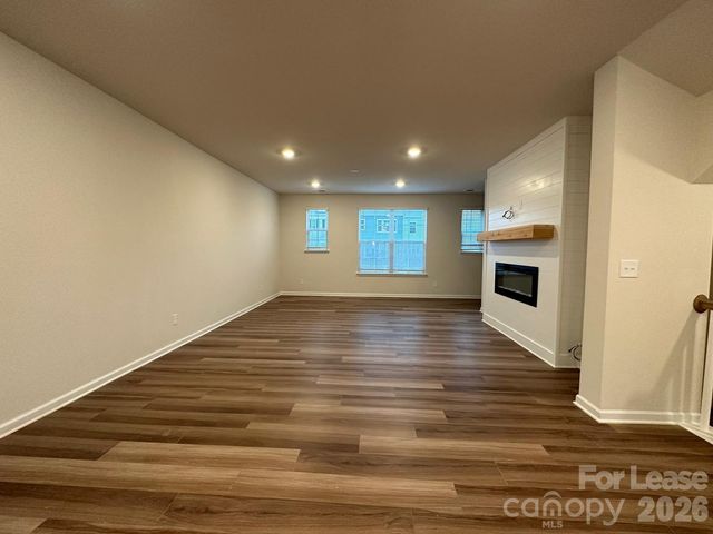 10008 Hemmingway Place, Charlotte, NC 28227