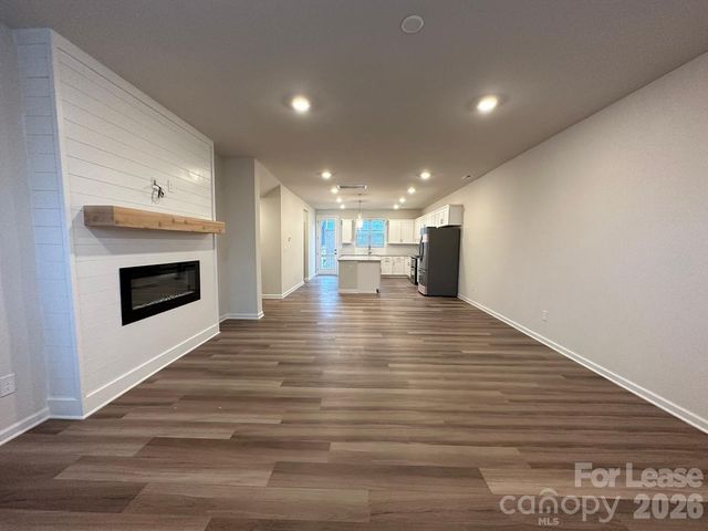 10008 Hemmingway Place, Charlotte, NC 28227