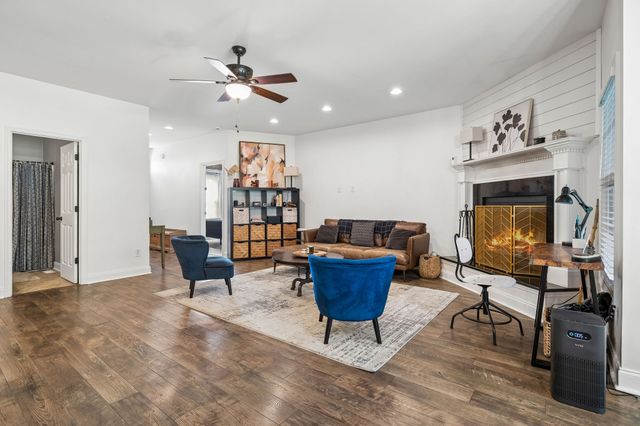4013 Cumberland Ave, Old Hickory, TN 37138