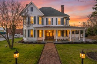 208 S Main Street, Abbeville, SC 29620