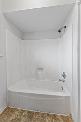 2006 Deerhurst Lane, Houston, TX 77088