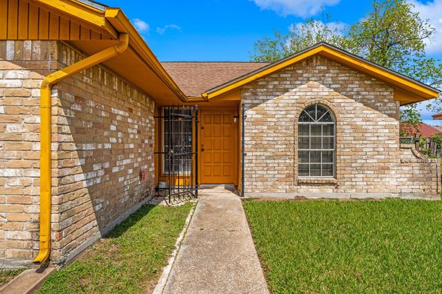 2006 Deerhurst Lane, Houston, TX 77088