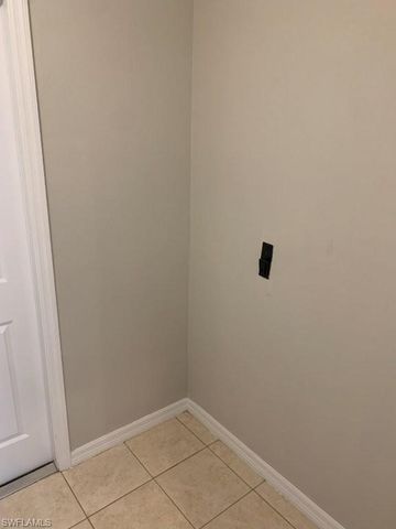 703 SW 22nd ST, Cape Coral, FL 33991