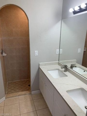 703 SW 22nd ST, Cape Coral, FL 33991