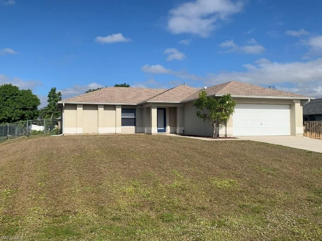 703 SW 22nd ST, Cape Coral, FL 33991