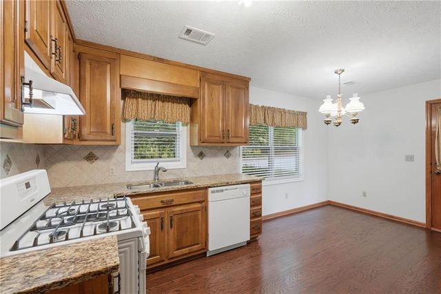 4920 Mccoy Circle, Cumming, GA 30040