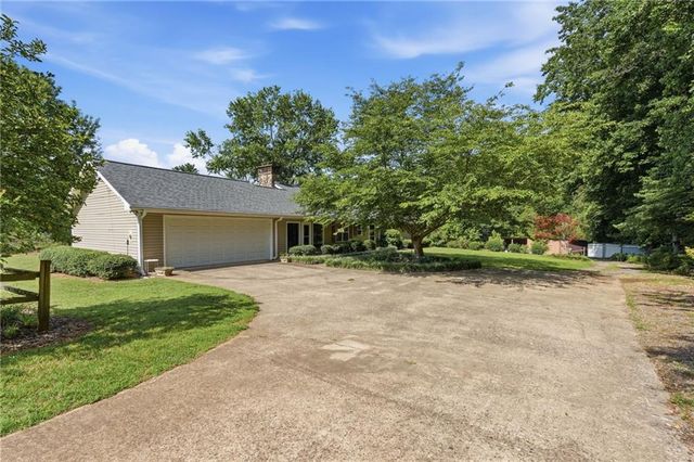 4920 Mccoy Circle, Cumming, GA 30040
