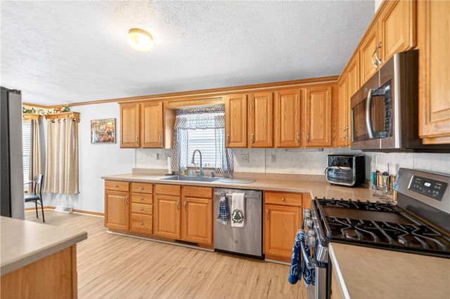 34 Jess Lane, North Fayette, PA 15057