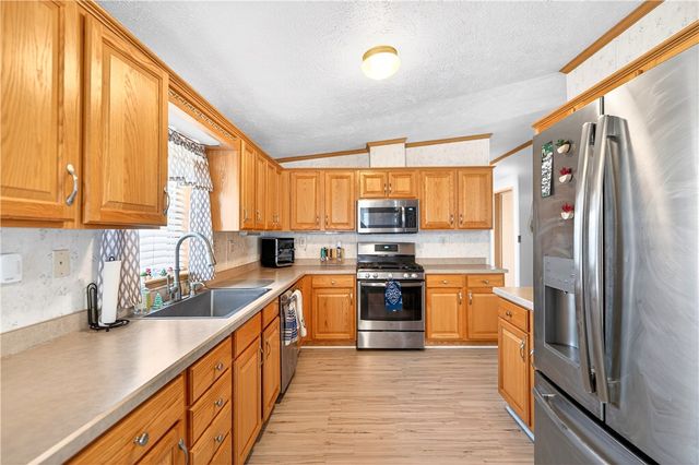 34 Jess Lane, North Fayette, PA 15057