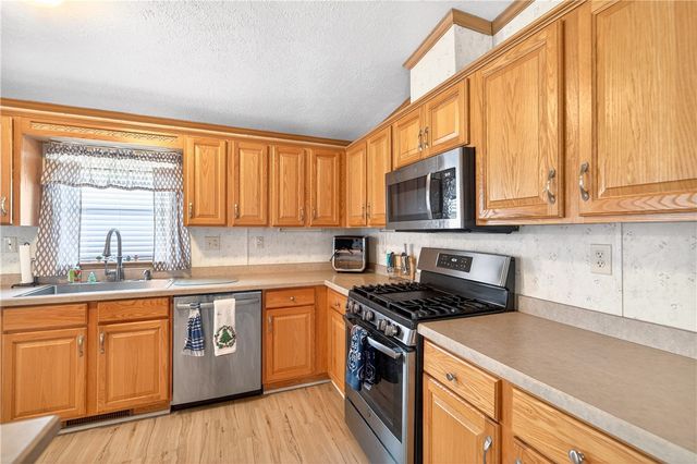 34 Jess Lane, North Fayette, PA 15057