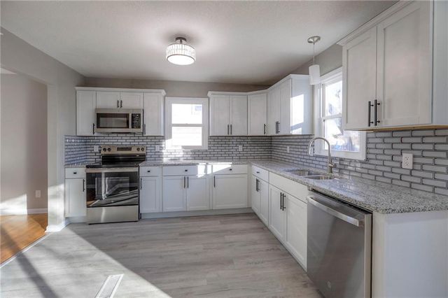 18303 E 7th Street N, Independence, MO 64056