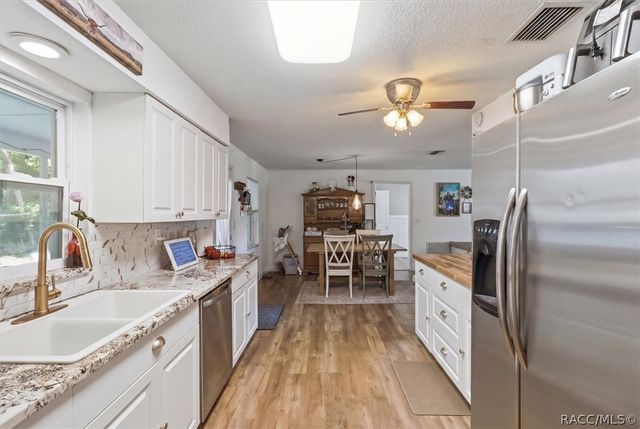 420 S Hibiscus Avenue, Crystal River, FL 34429