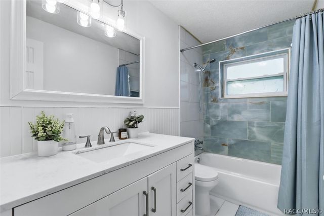 420 S Hibiscus Avenue, Crystal River, FL 34429