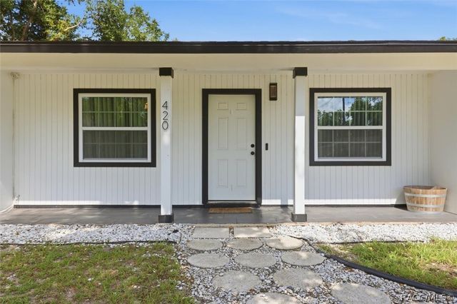 420 S Hibiscus Avenue, Crystal River, FL 34429