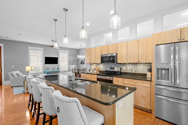 10 Abbey Row Apt 2A, Beaufort, SC 29906