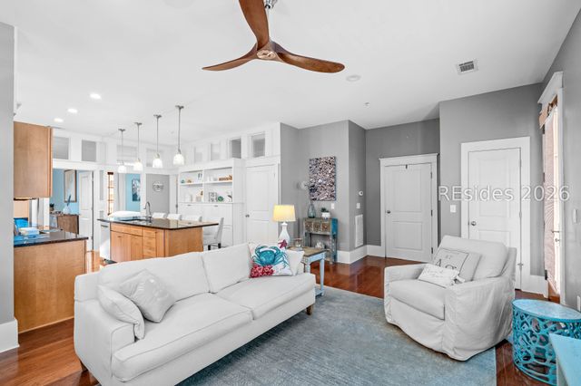 10 Abbey Row Apt 2A, Beaufort, SC 29906