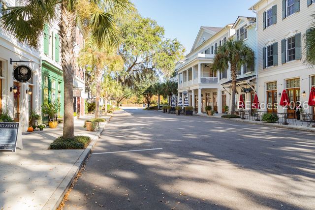 10 Abbey Row Apt 2A, Beaufort, SC 29906