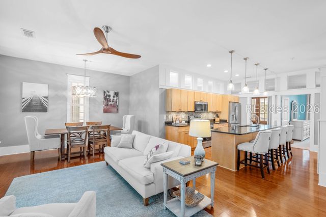 10 Abbey Row Apt 2A, Beaufort, SC 29906