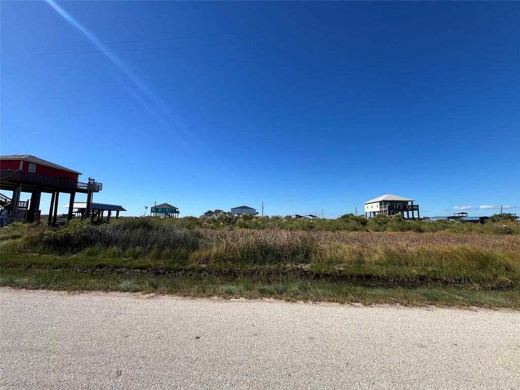 0 Mabry Street, Gilchrist, TX 77617