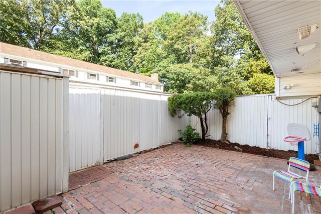 7312 Cardigan Circle, Sandy Springs, GA 30328