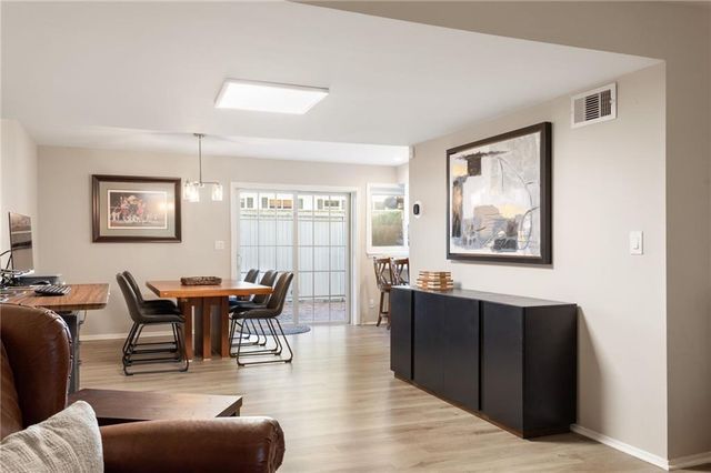 7312 Cardigan Circle, Sandy Springs, GA 30328