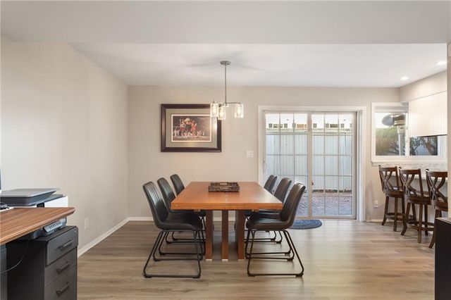 7312 Cardigan Circle, Sandy Springs, GA 30328