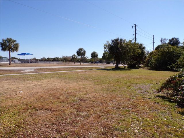 711 COOPER STREET, Punta Gorda, FL 33950