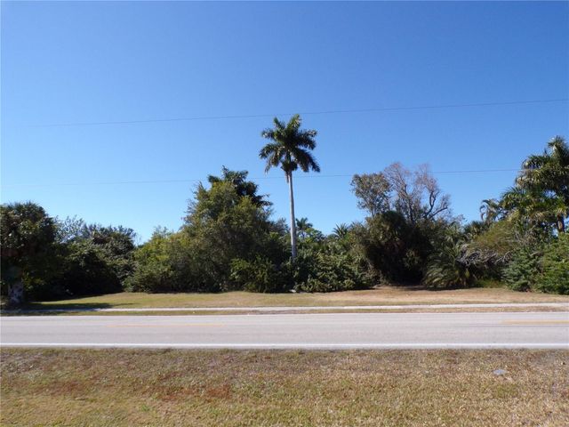 711 COOPER STREET, Punta Gorda, FL 33950