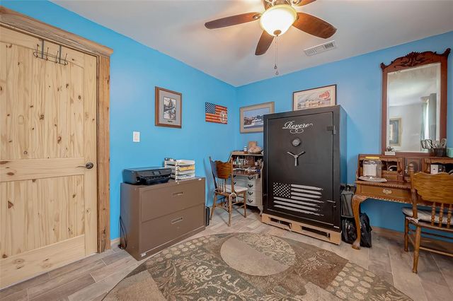 2080 Avenue J Street, Boling, TX 77420