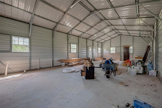 2080 Avenue J Street, Boling, TX 77420