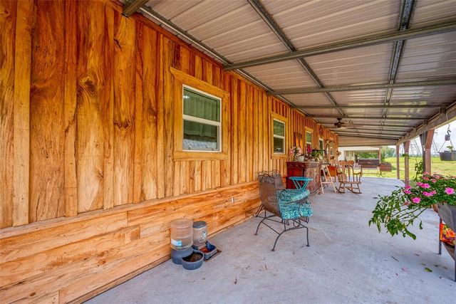 2080 Avenue J Street, Boling, TX 77420