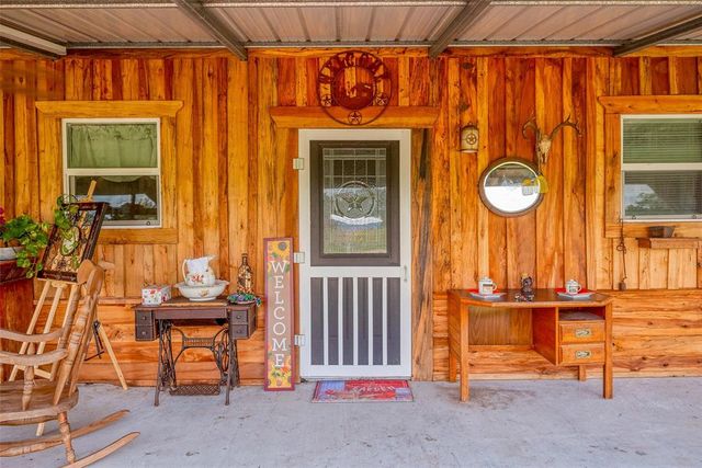 2080 Avenue J Street, Boling, TX 77420