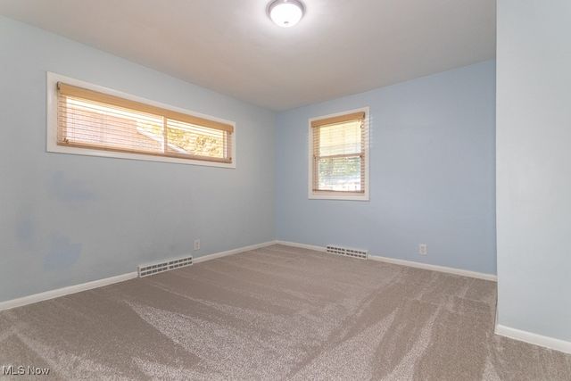 5831 Alberta Drive, Lyndhurst, OH 44124