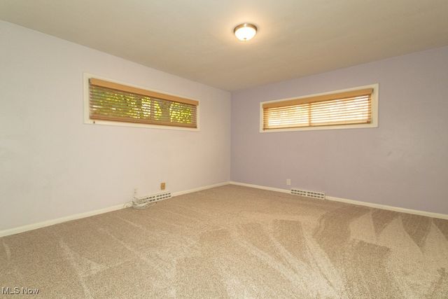 5831 Alberta Drive, Lyndhurst, OH 44124