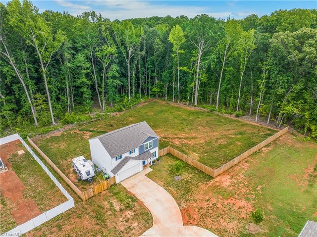 151 Paxton Drive, Lexington, NC 27292