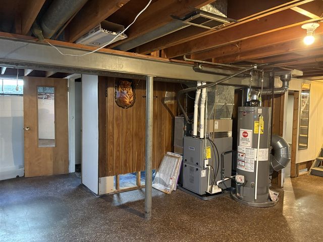 3127 Woodcliffe Drive, Muskegon, MI 49444