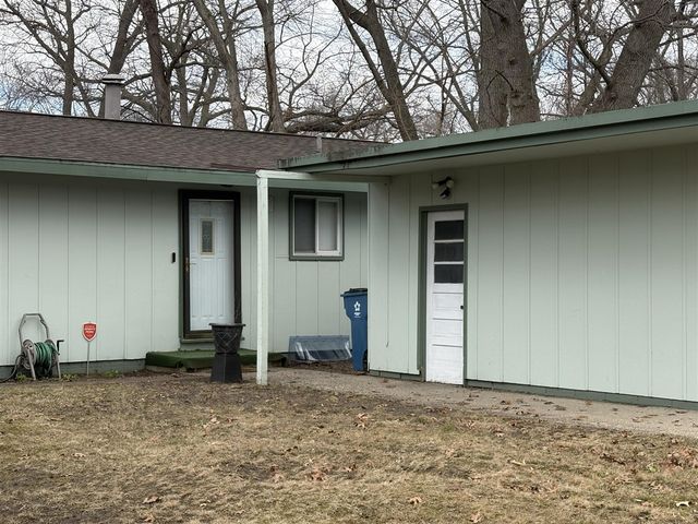 3127 Woodcliffe Drive, Muskegon, MI 49444